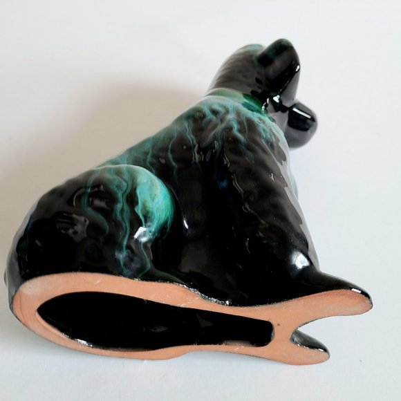 Blue Mountain ceramic dog puddle figurine/statue - Picture 5 of 5